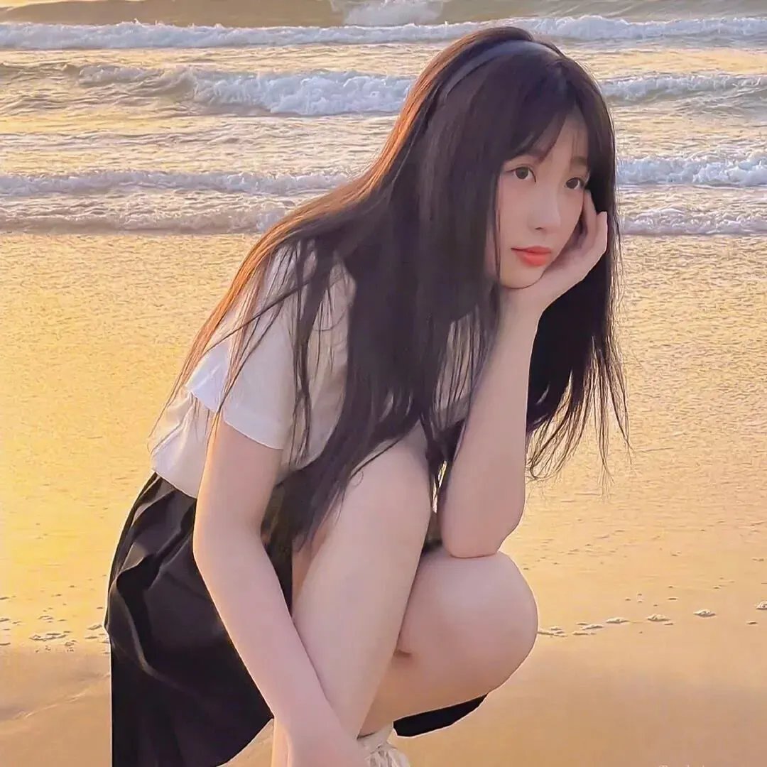 街头小吃摊海报